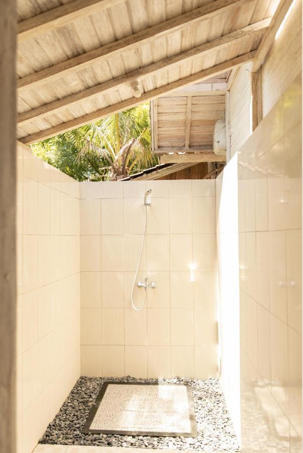 Coconut Village Guest House Lembongan Redpartner Eksteriør billede